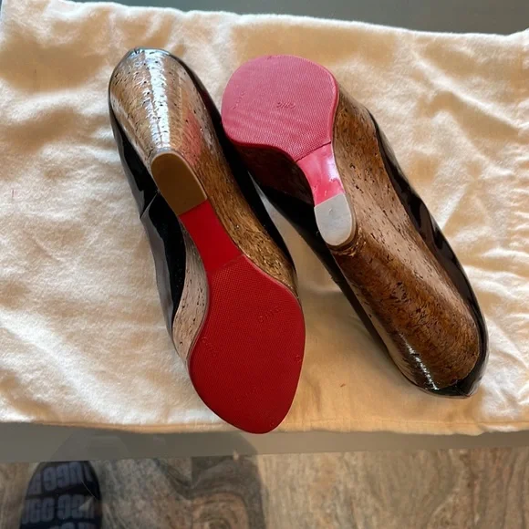 Christian Louboutin Cork Platform Open Toe Shoe - Picture 2 of 5